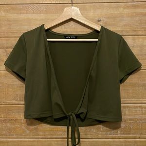 short sleeve green wrap around your waist shirt